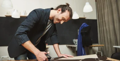 ¿Cuánto Tiempo se tarda en Tapizar un Sofá? 1 Experiencia del maestro tapicero en Tapizar un sofá